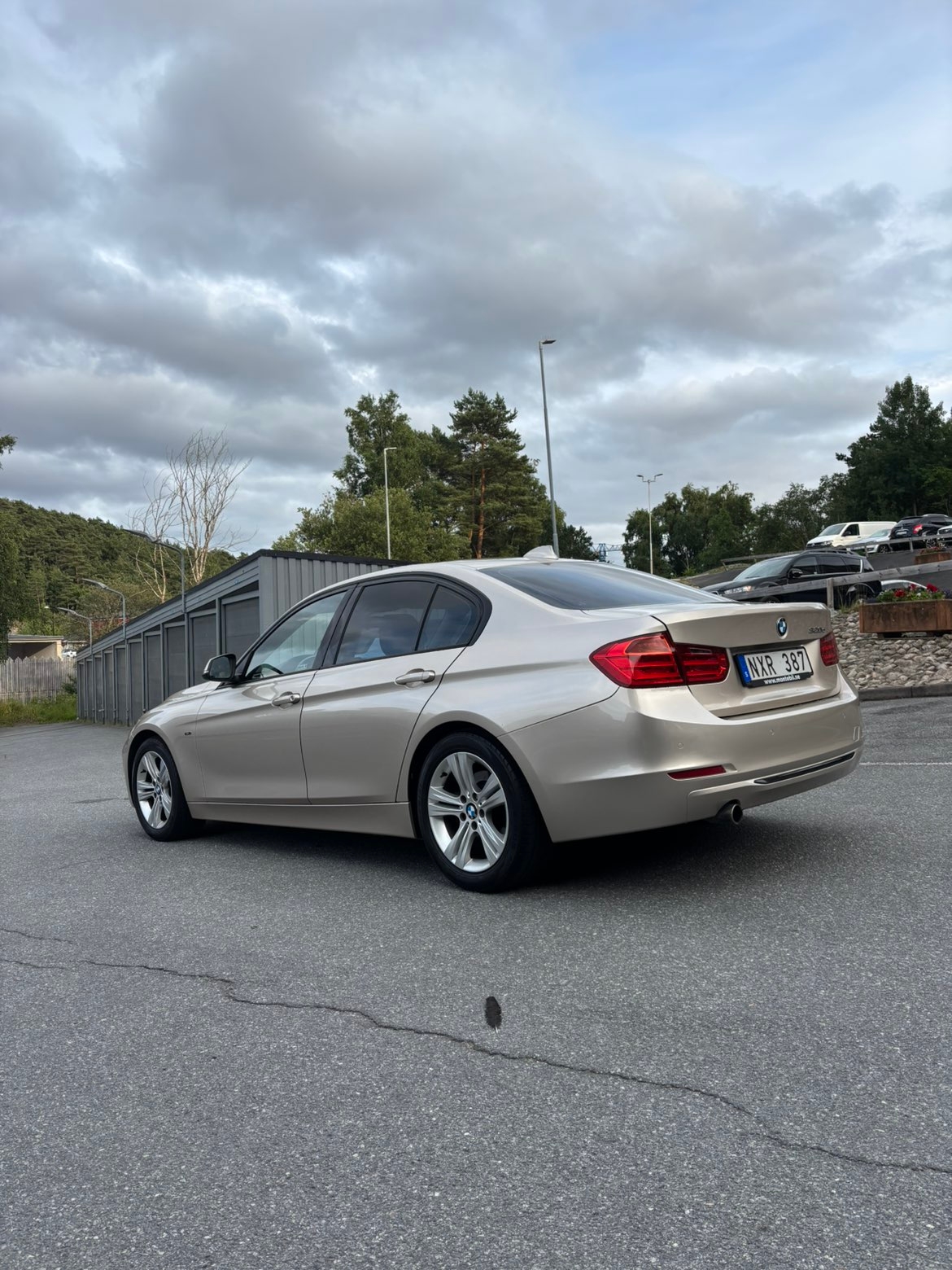 BMW 320 2014, bild 4/10