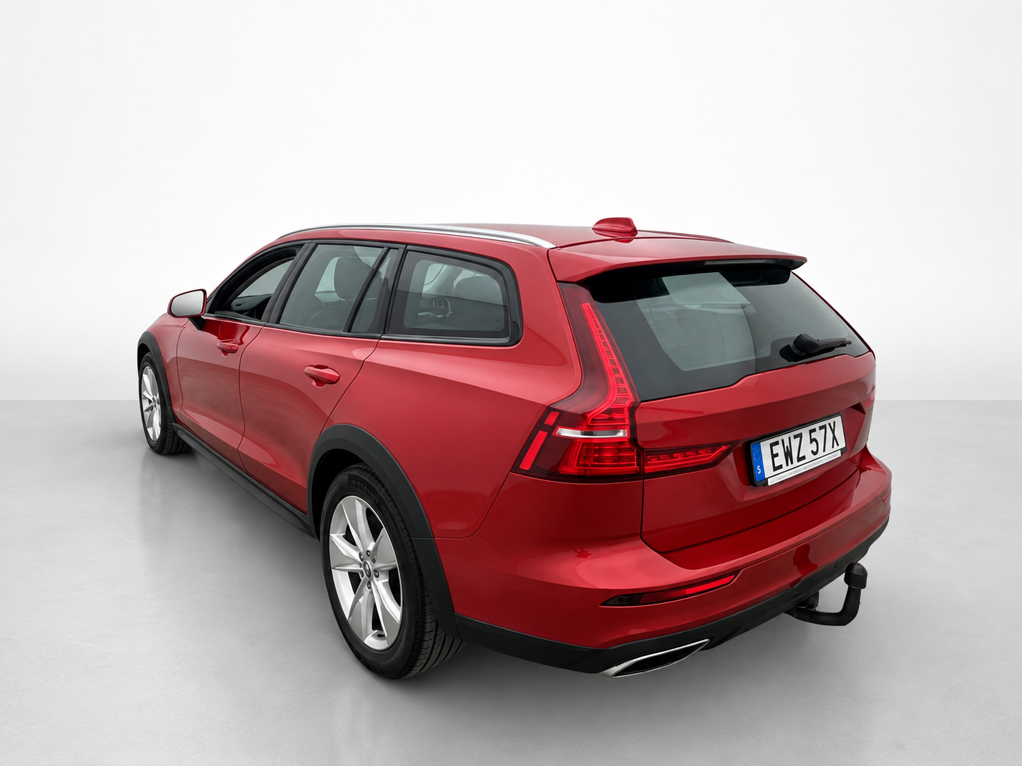 Volvo V60 Cross Country B5 2021, bild 2/6