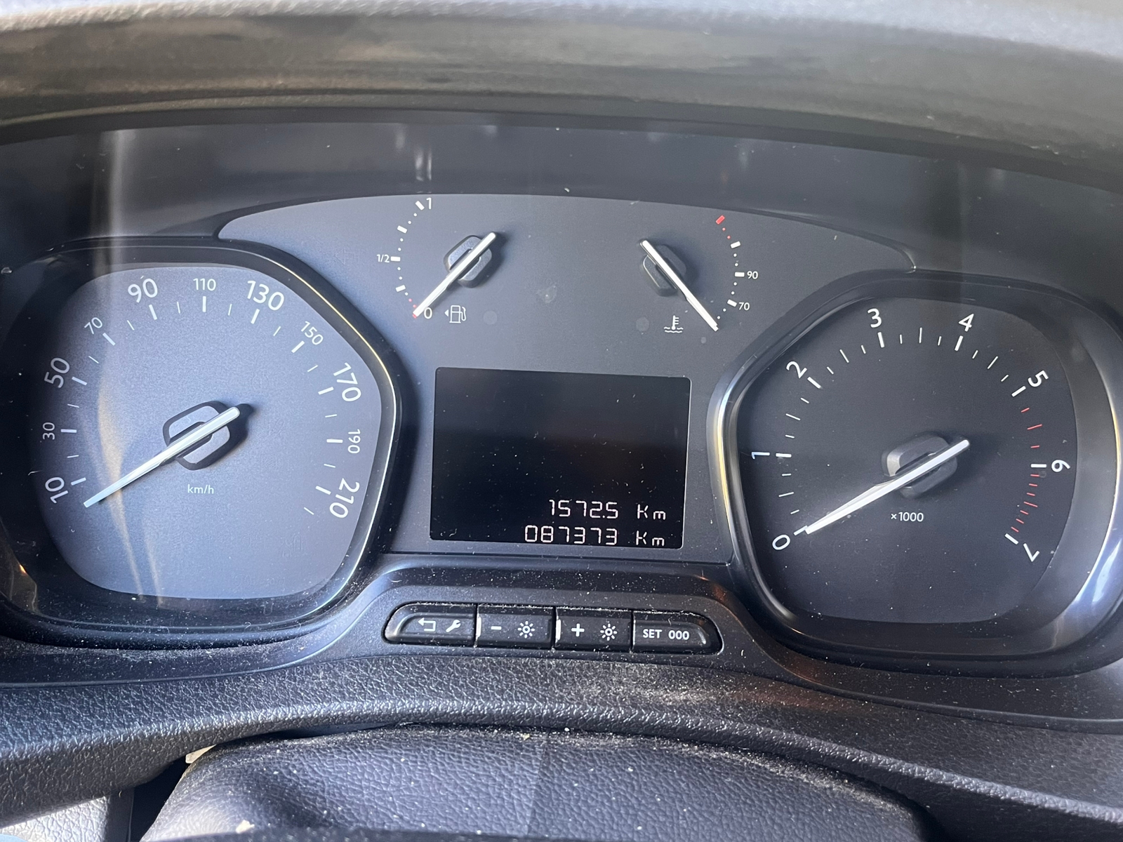Peugeot Expert BlueHDi 120 S&S 2018, bild 4/6