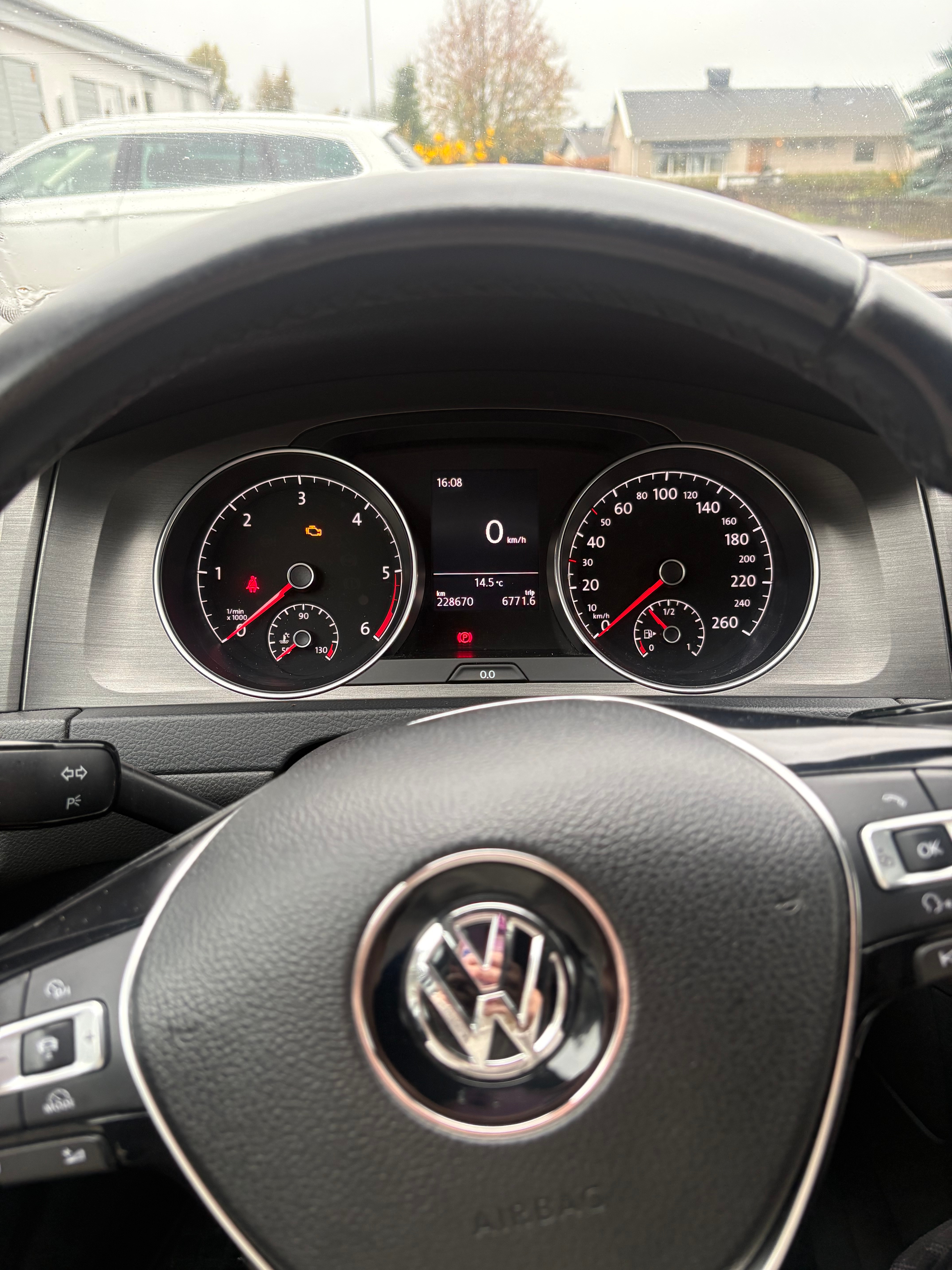 Volkswagen Golf 1.6 TDI 2013, bild 7/9
