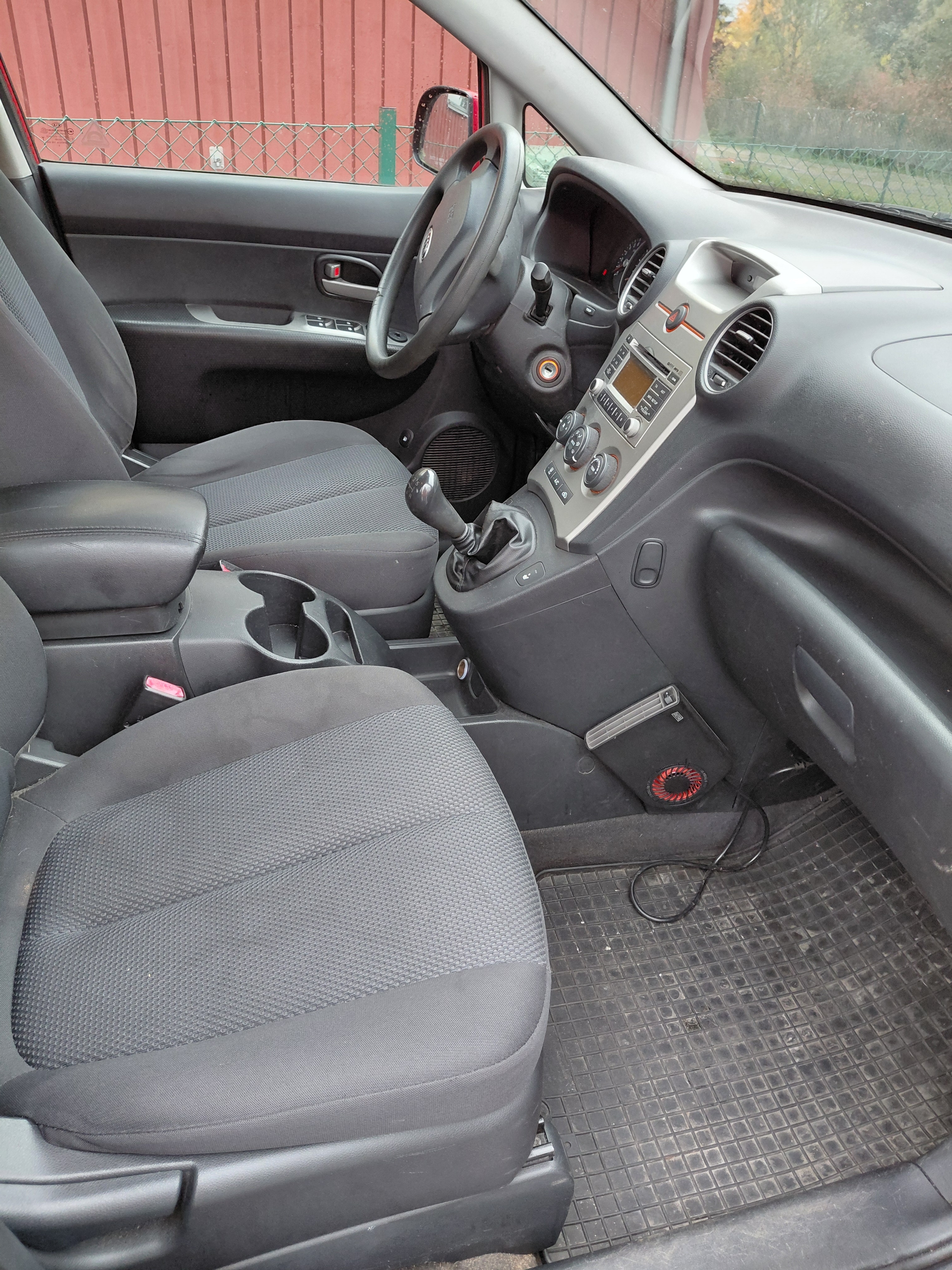 Kia Carens 2.0 2010, bild 5/10