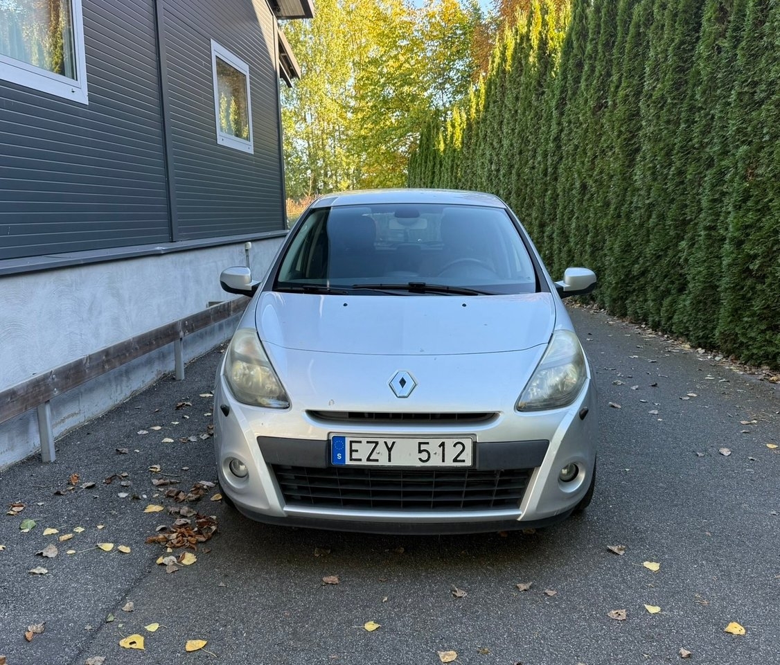 Renault Clio 2011, bild 2/6