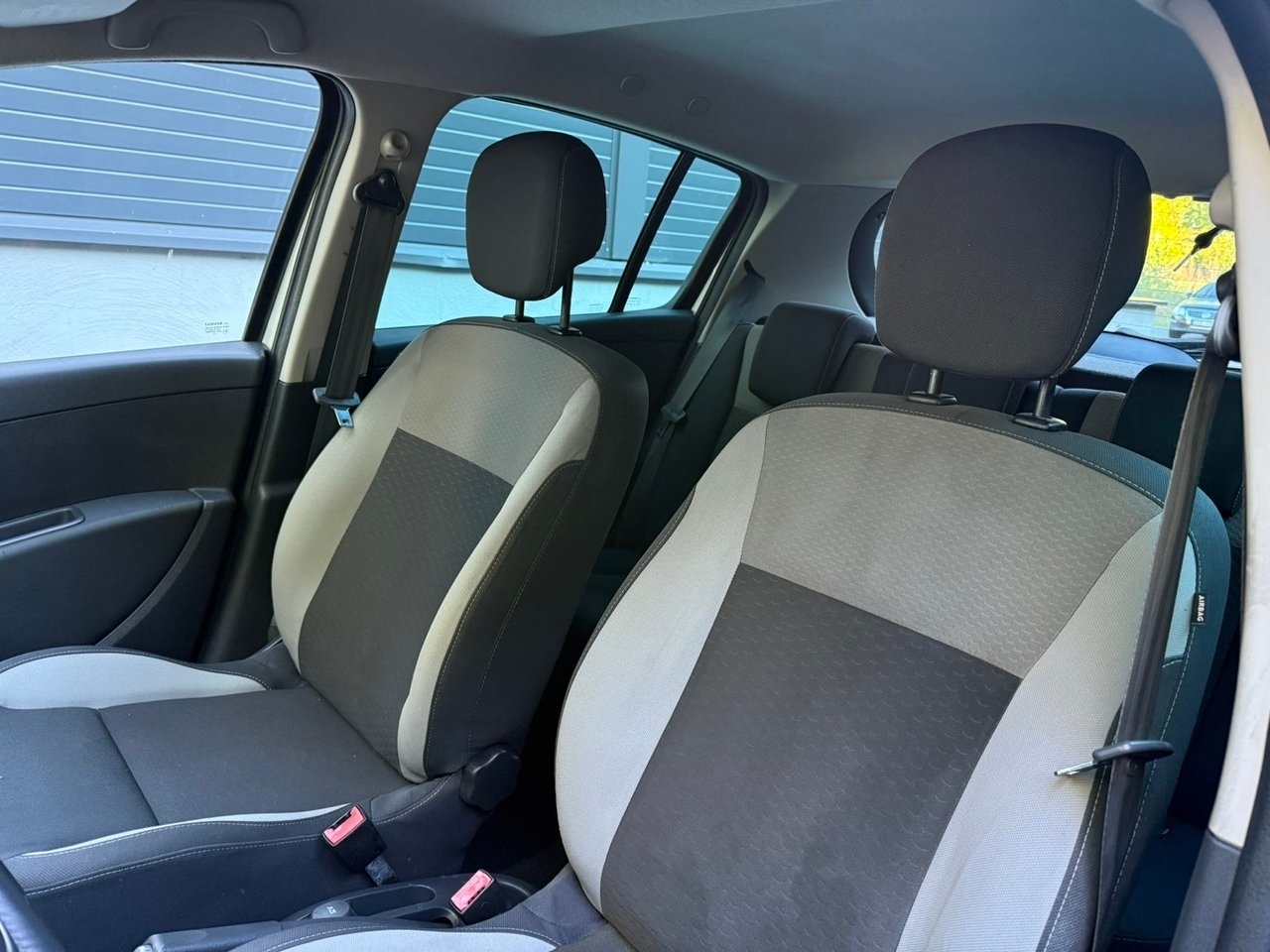 Renault Clio 2011, bild 5/6