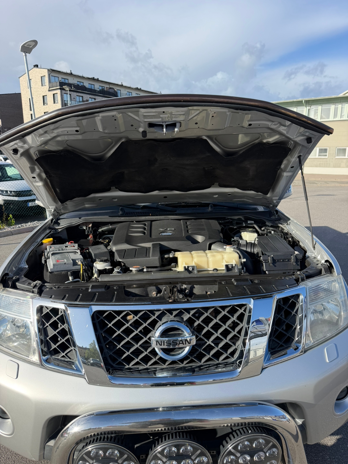 Nissan Navara 3.0 dCi 2013, bild 7/10