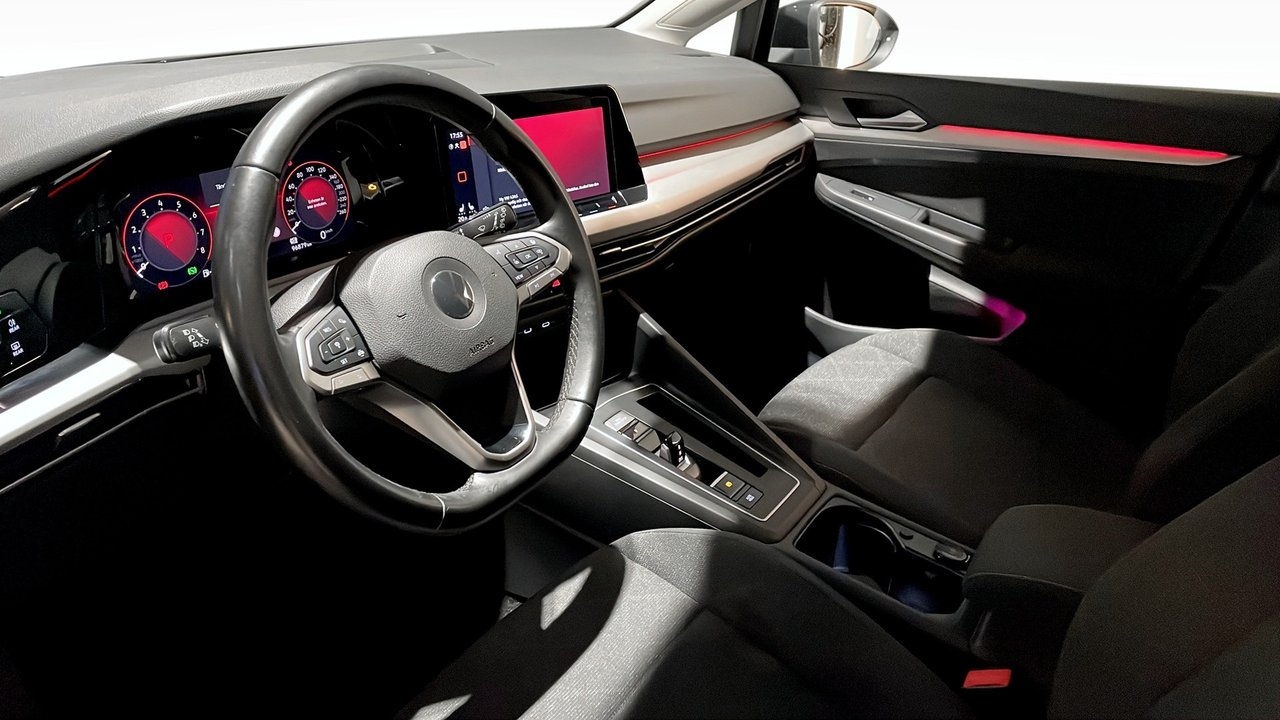 Volkswagen Golf 1.5 eTSI 2021, bild 7/10