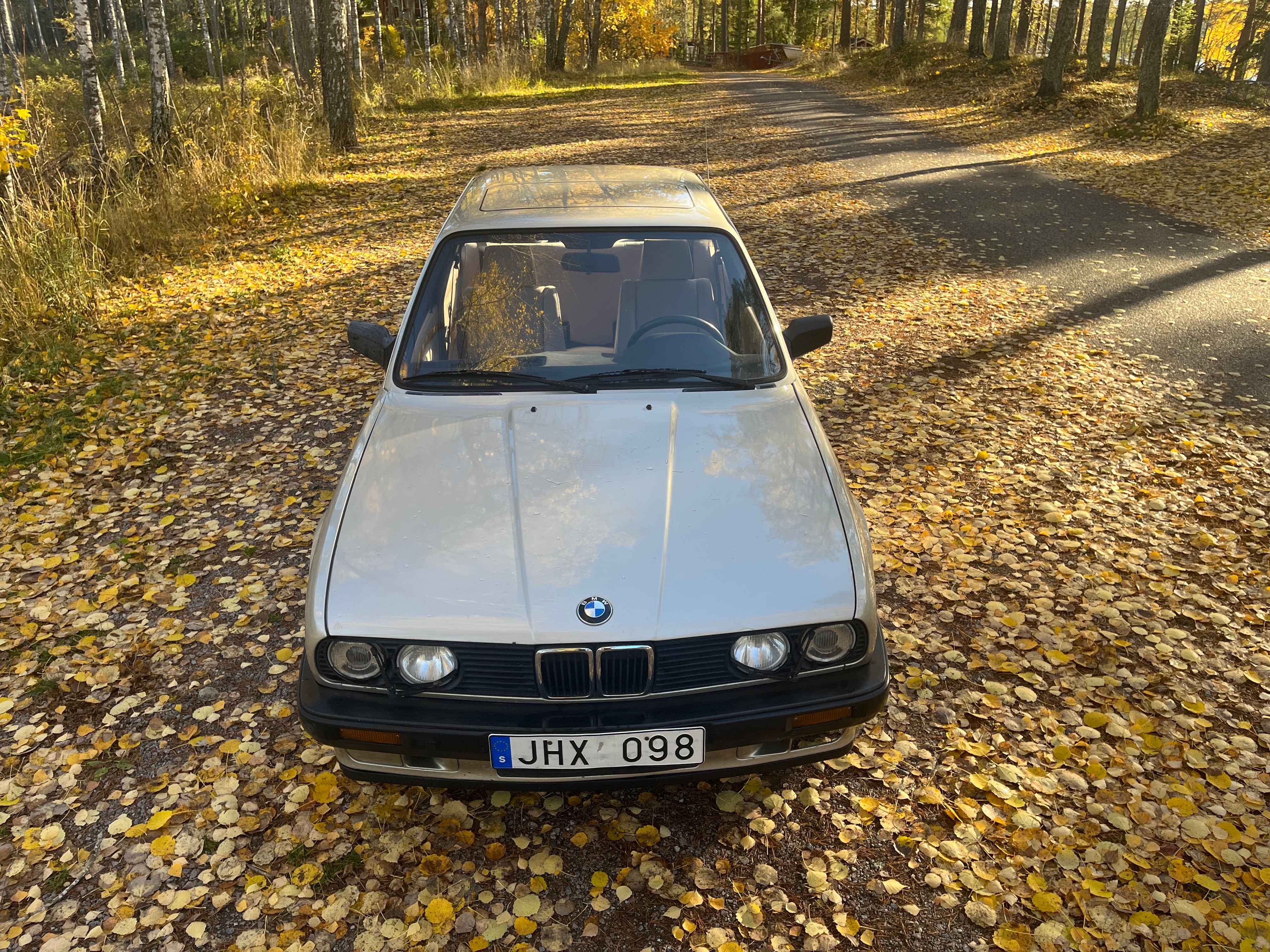 BMW 320i 1989, bild 3/10