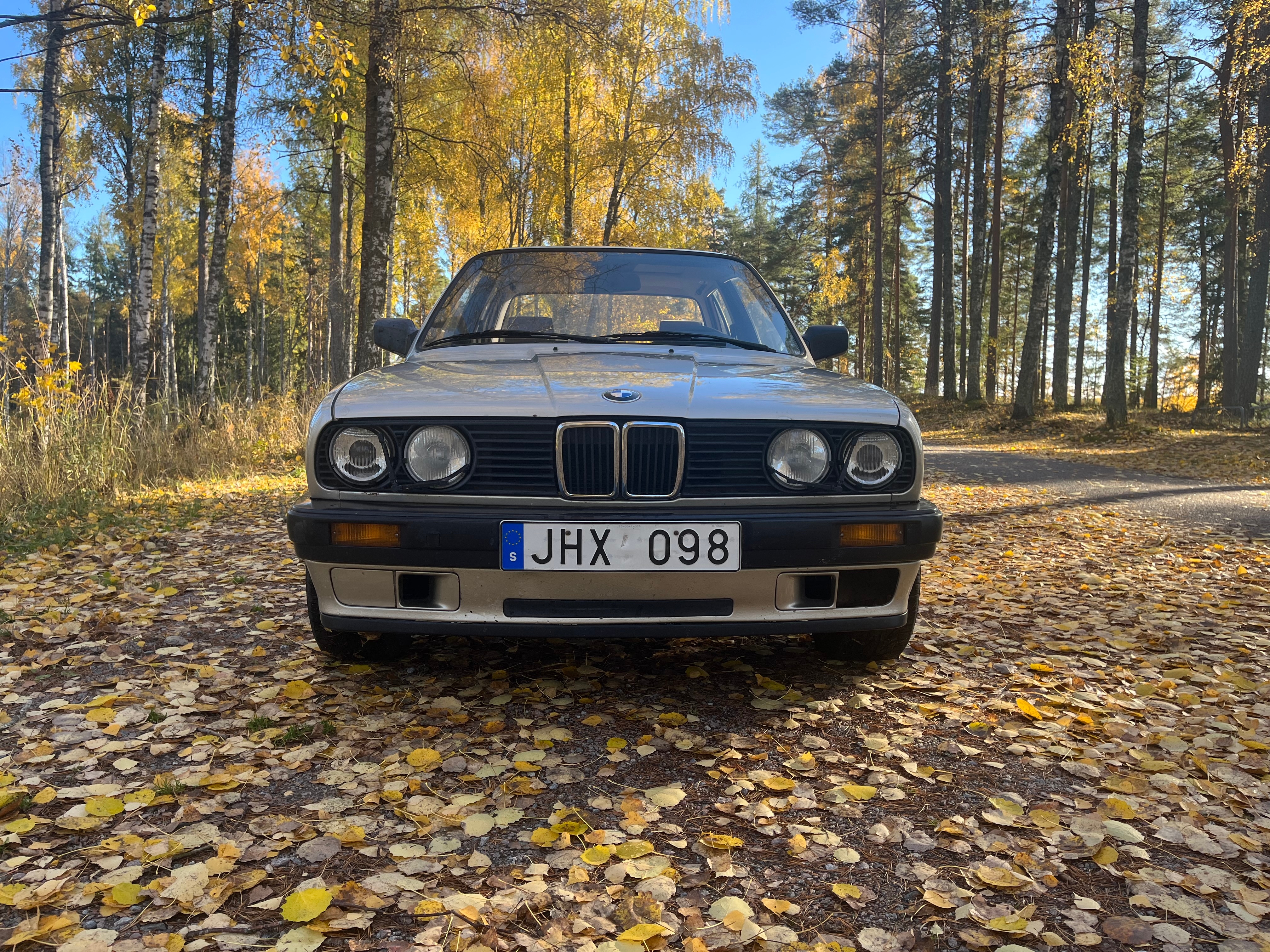 BMW 320i 1989, bild 4/10