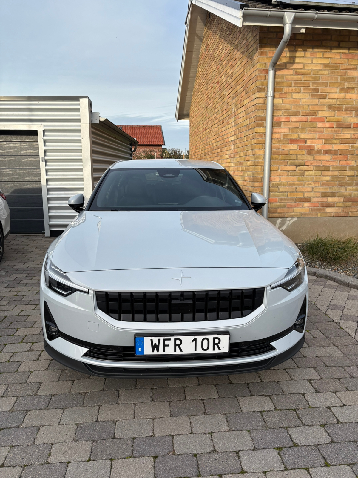 Polestar 2 Standard Range 69 kWh 2023, kuva 2/10