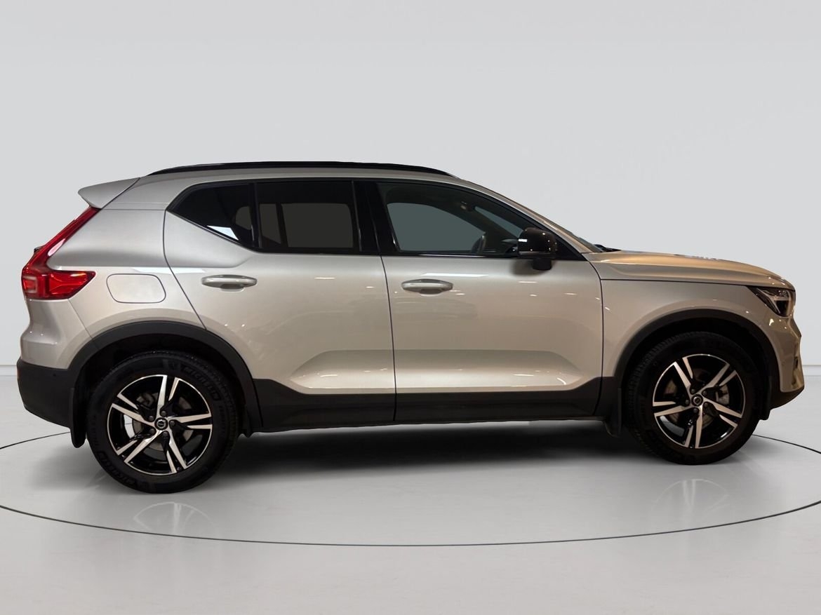 Volvo XC40 B3 Plus Dark 2025, bild 5/10