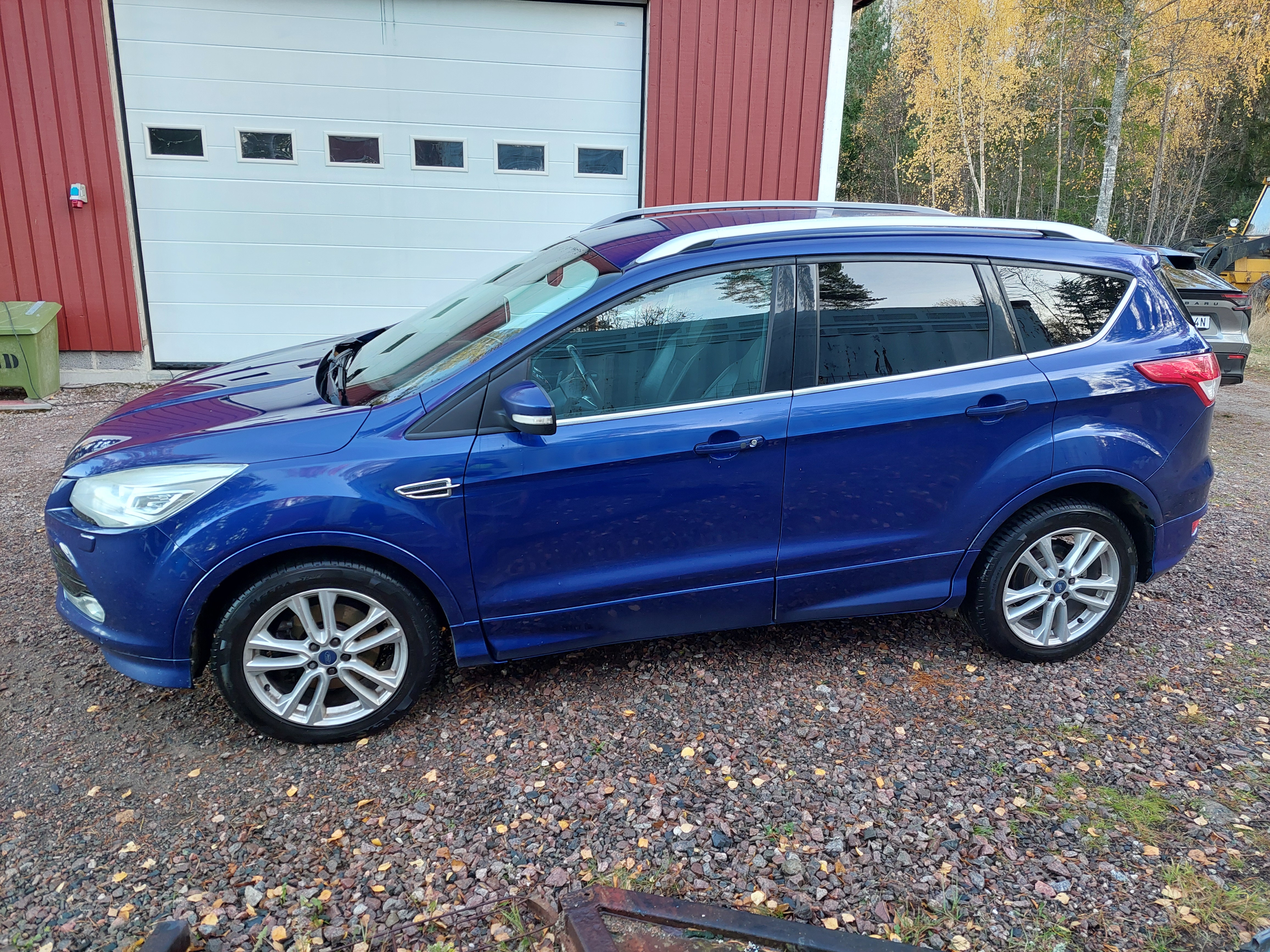 Ford Kuga 2.0 TDCi 2014, bild 4/8