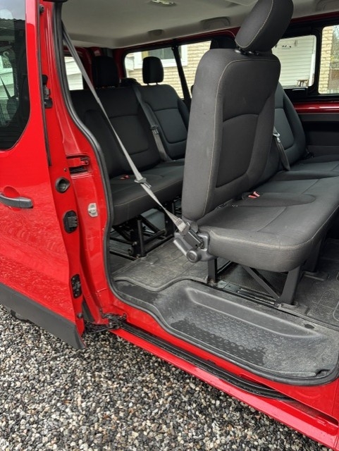 Renault Trafic dCi 125 2016, bild 4/6