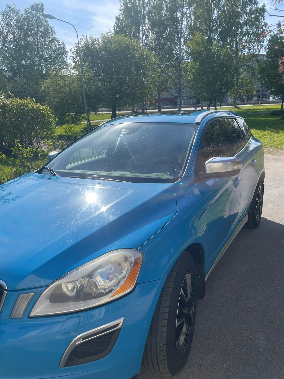 Volvo XC60 R Design 2013, bild 2/4