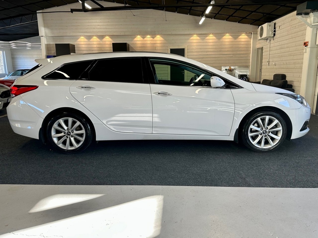 Hyundai i40 1.7 CRDi 2016, bild 2/10