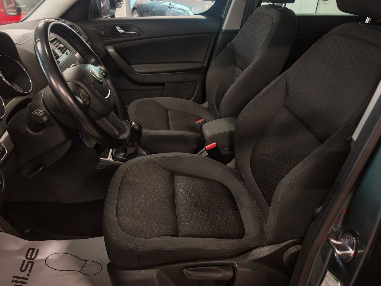 Skoda Yeti 1.8 TSI Experience 2012, photo 7/10