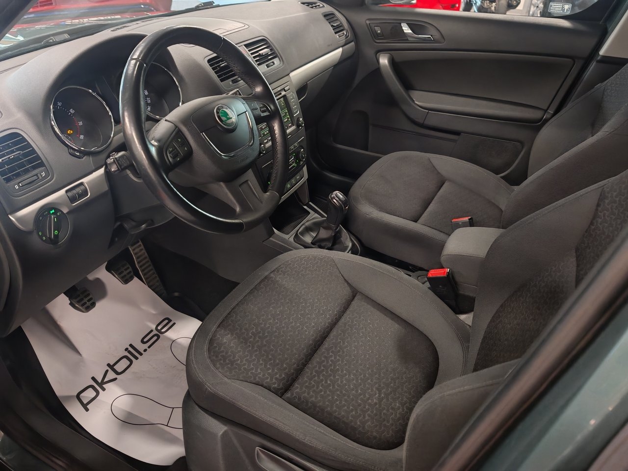 Skoda Yeti 1.8 TSI Experience 2012, photo 6/10