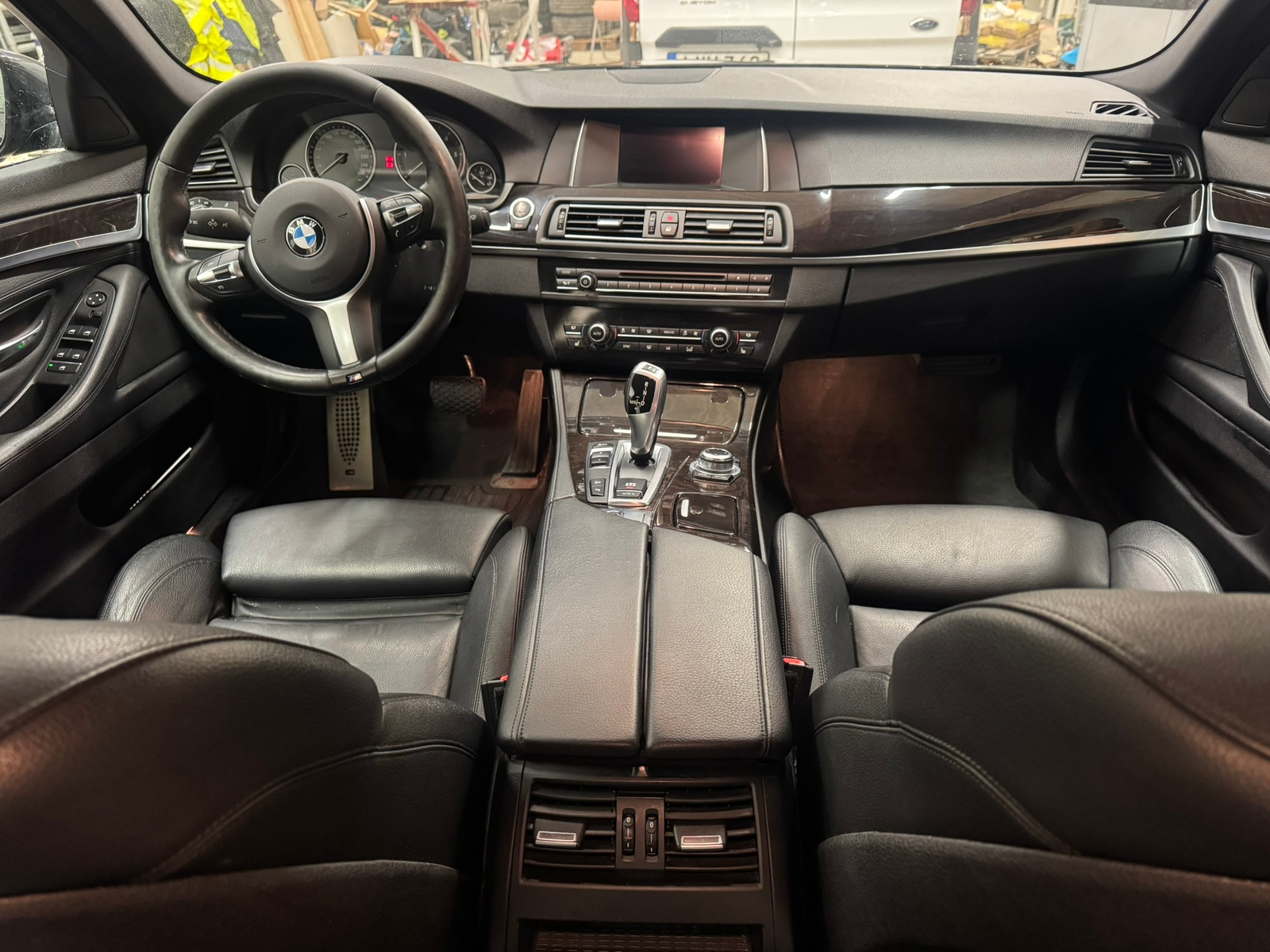 BMW 520d M Sport 2015, bild 5/6
