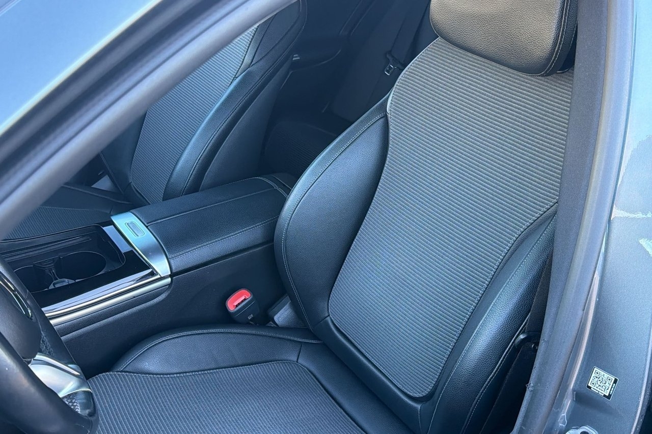 Mercedes-Benz C Avantgarde 2022, bild 7/10