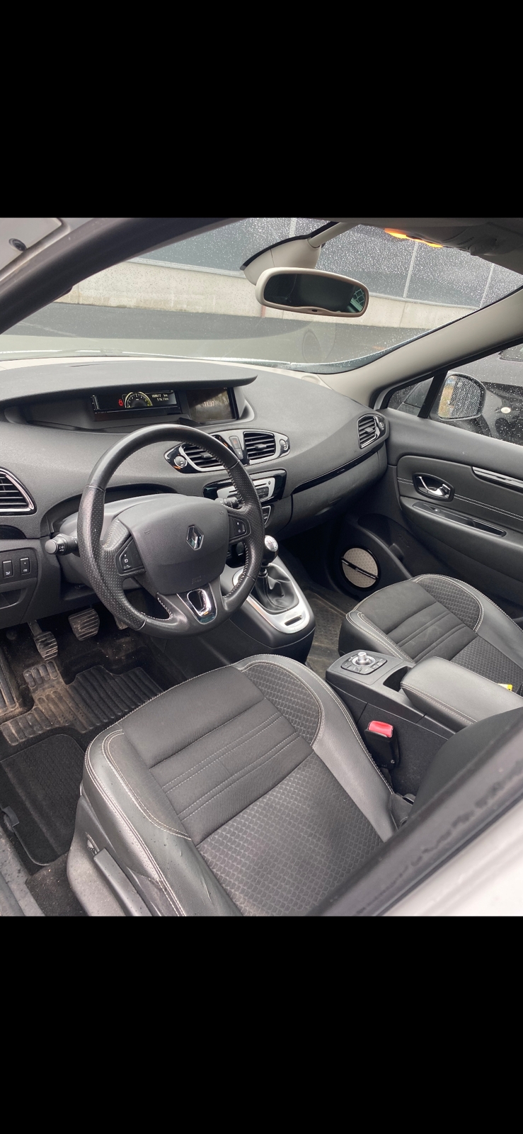 Renault Grand Scenic dCi 130 2017, bild 4/10