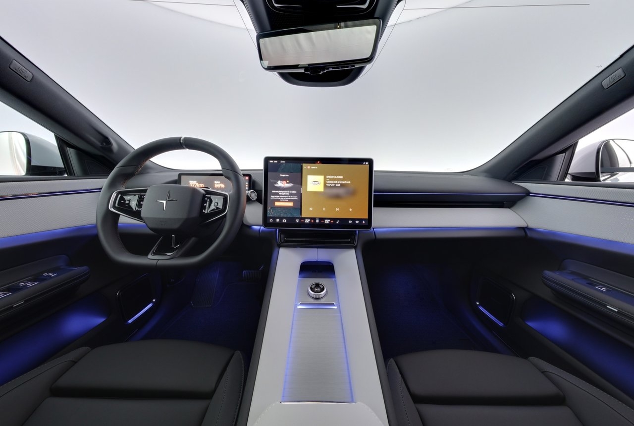 Polestar 4 Long Range 2026, bild 7/10