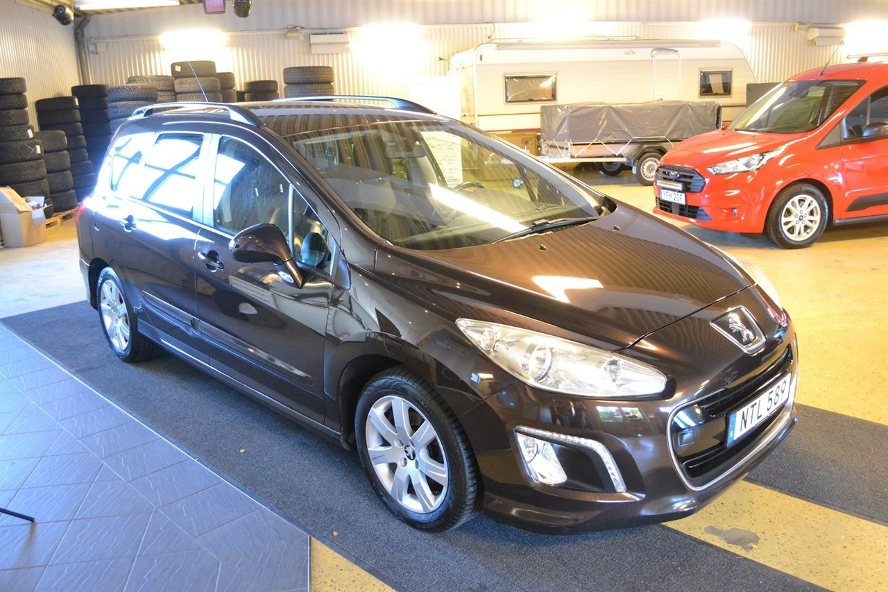 Peugeot 308 2011, bild 2/10