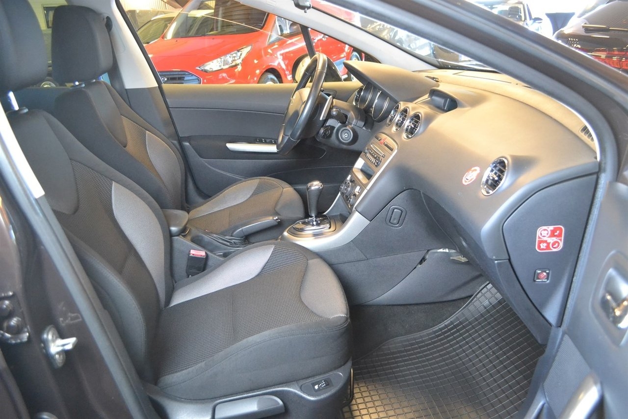 Peugeot 308 2011, bild 5/10