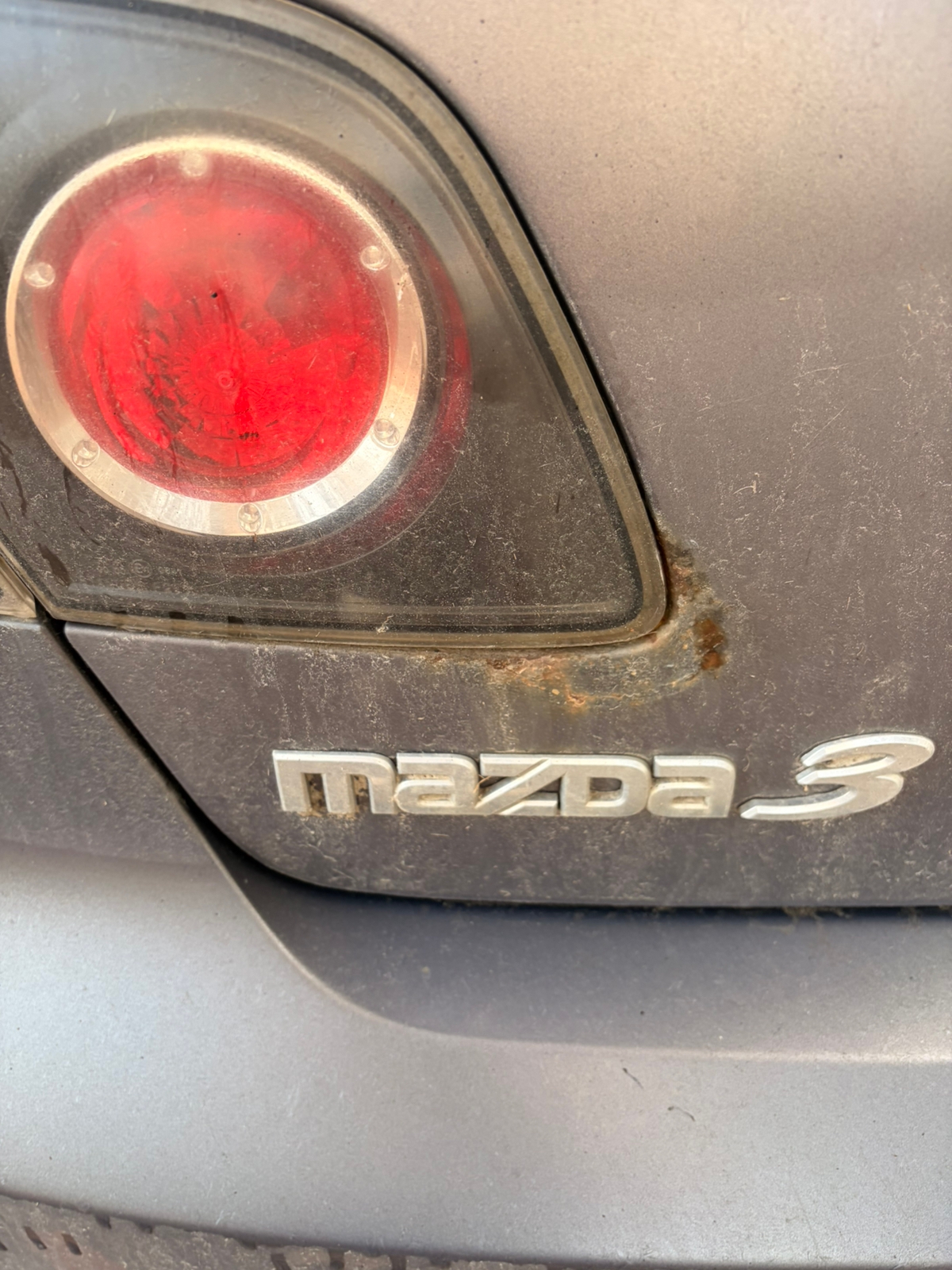 Mazda 3 1.6 CD DPF 2008, bild 4/5