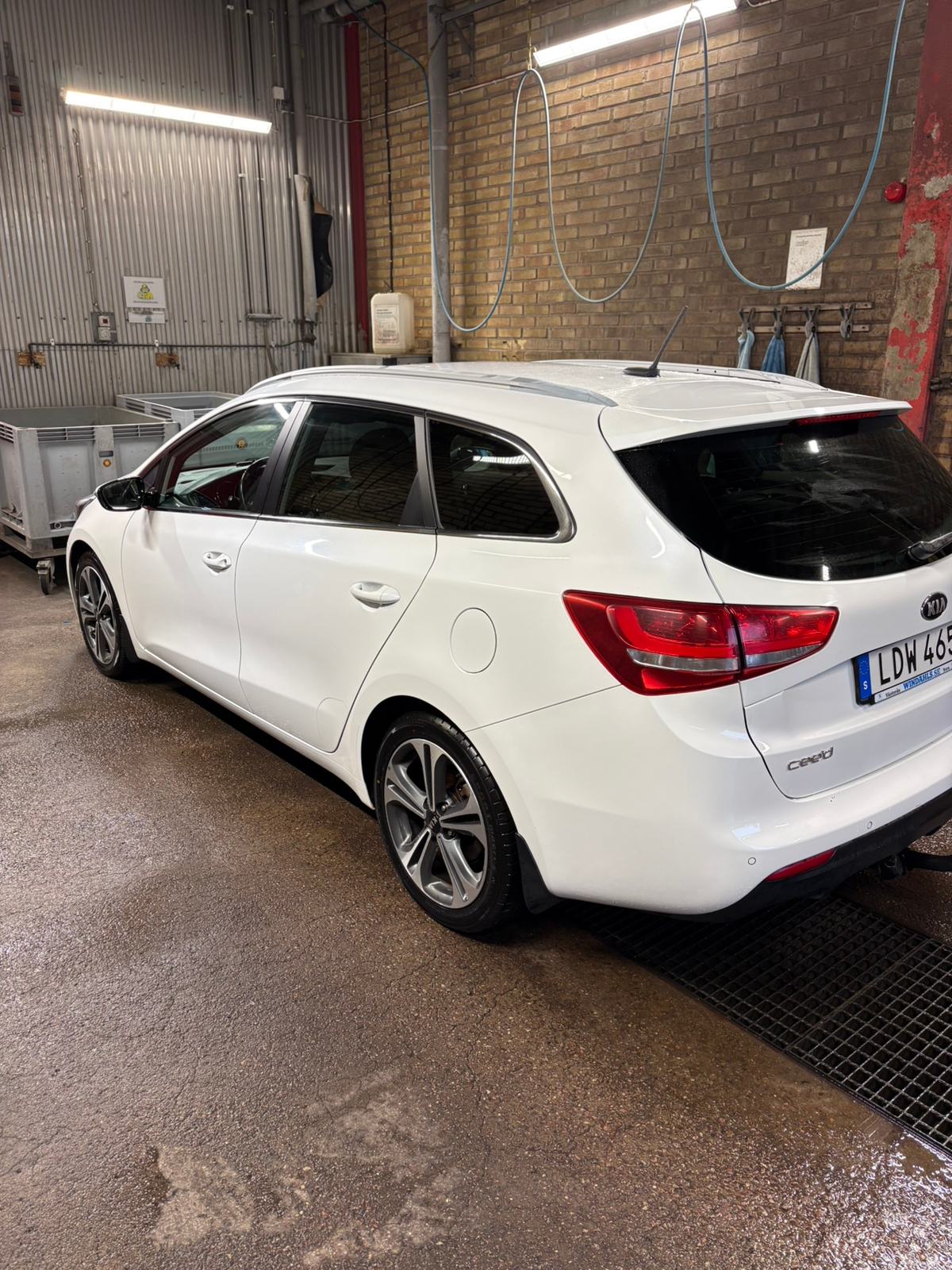 Kia Ceed 1.6 CRDi 136 GT Line 2016, bild 7/8
