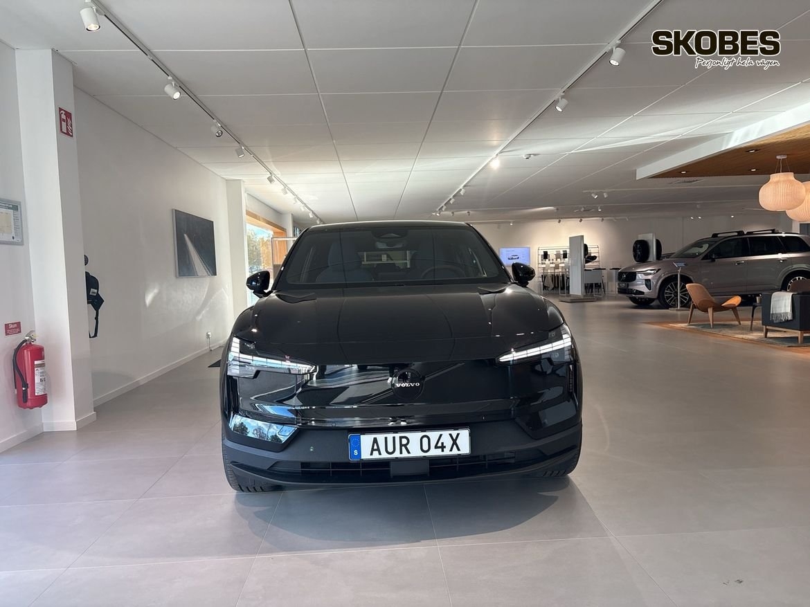 Volvo EX30 P5 Plus Edition 2027, bild 2/10