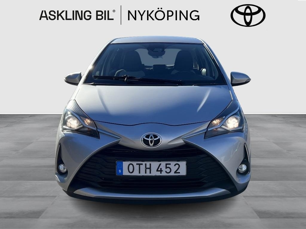 Toyota Yaris 1.5 Active 2017, bild 6/10