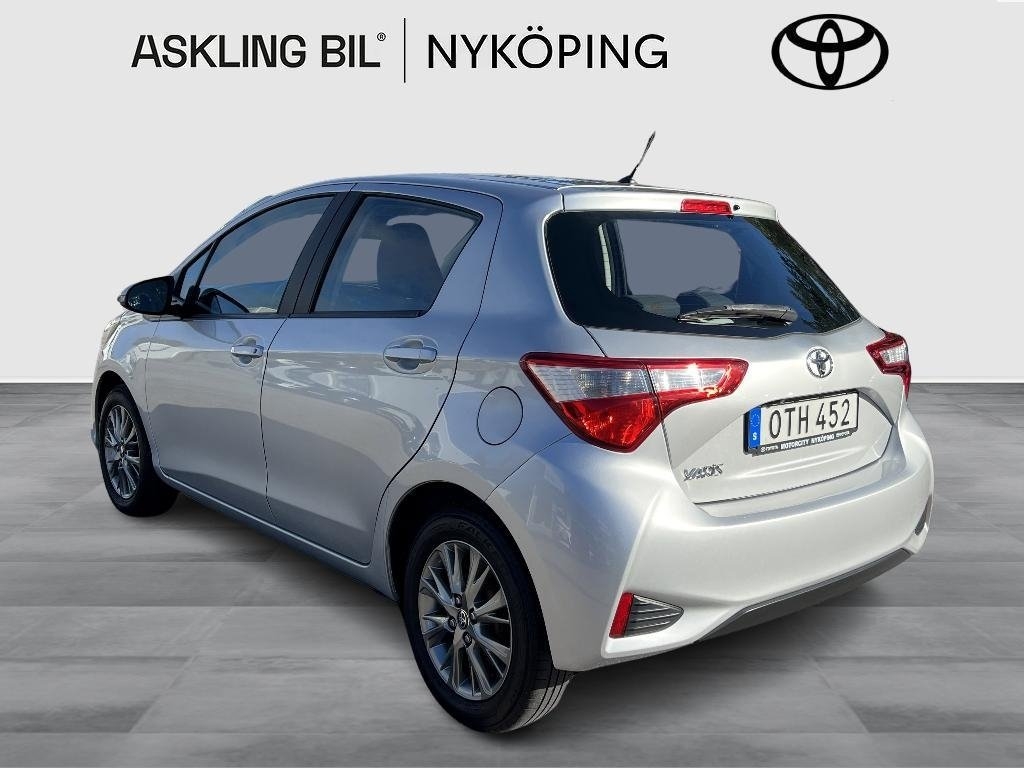 Toyota Yaris 1.5 Active 2017, bild 3/10