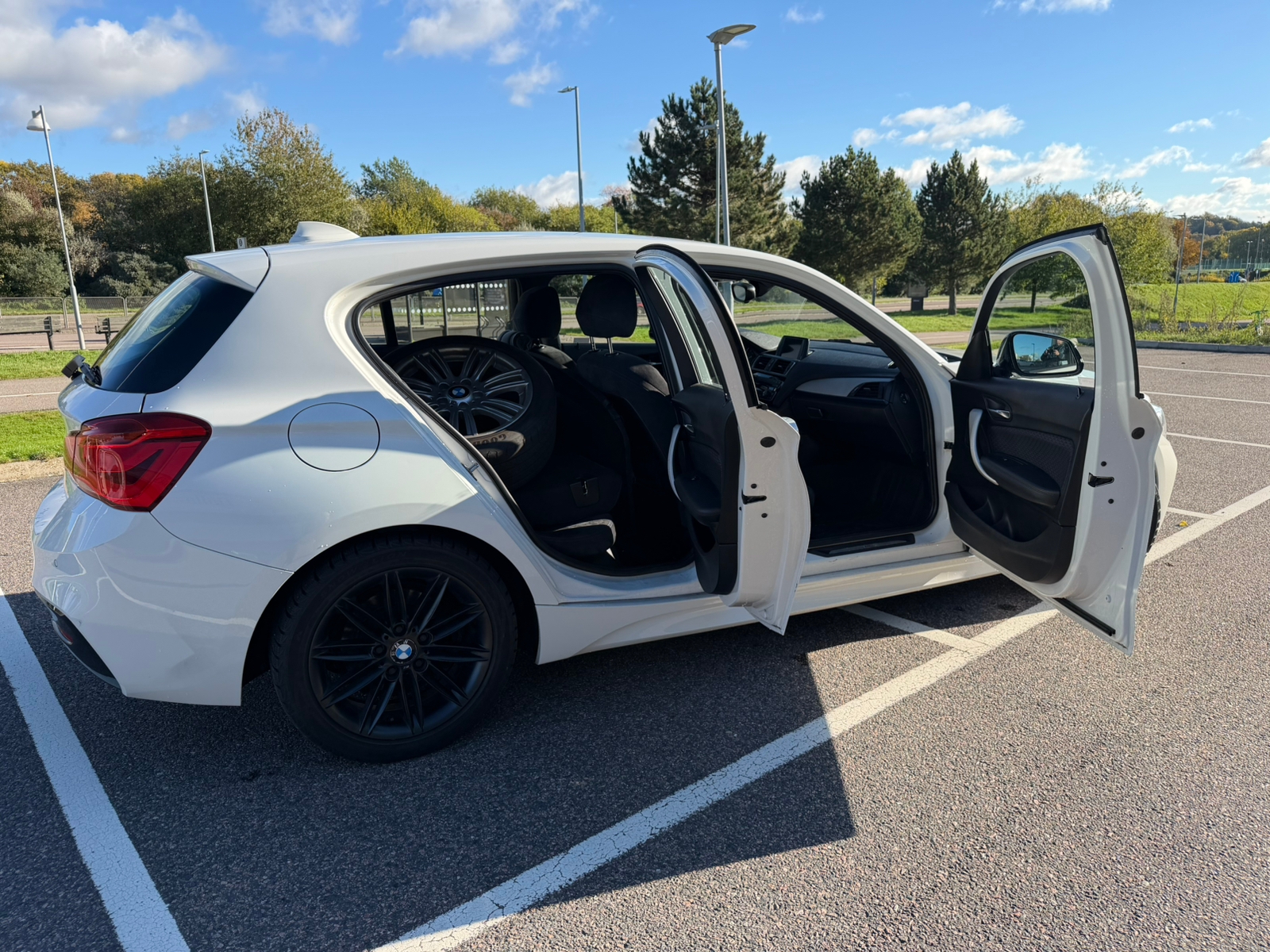 BMW 118i M Sport 2016, photo 7/10