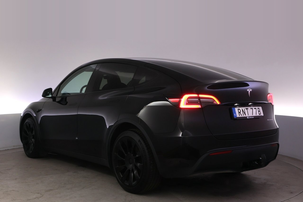 Tesla Model Y 2023, bild 4/10