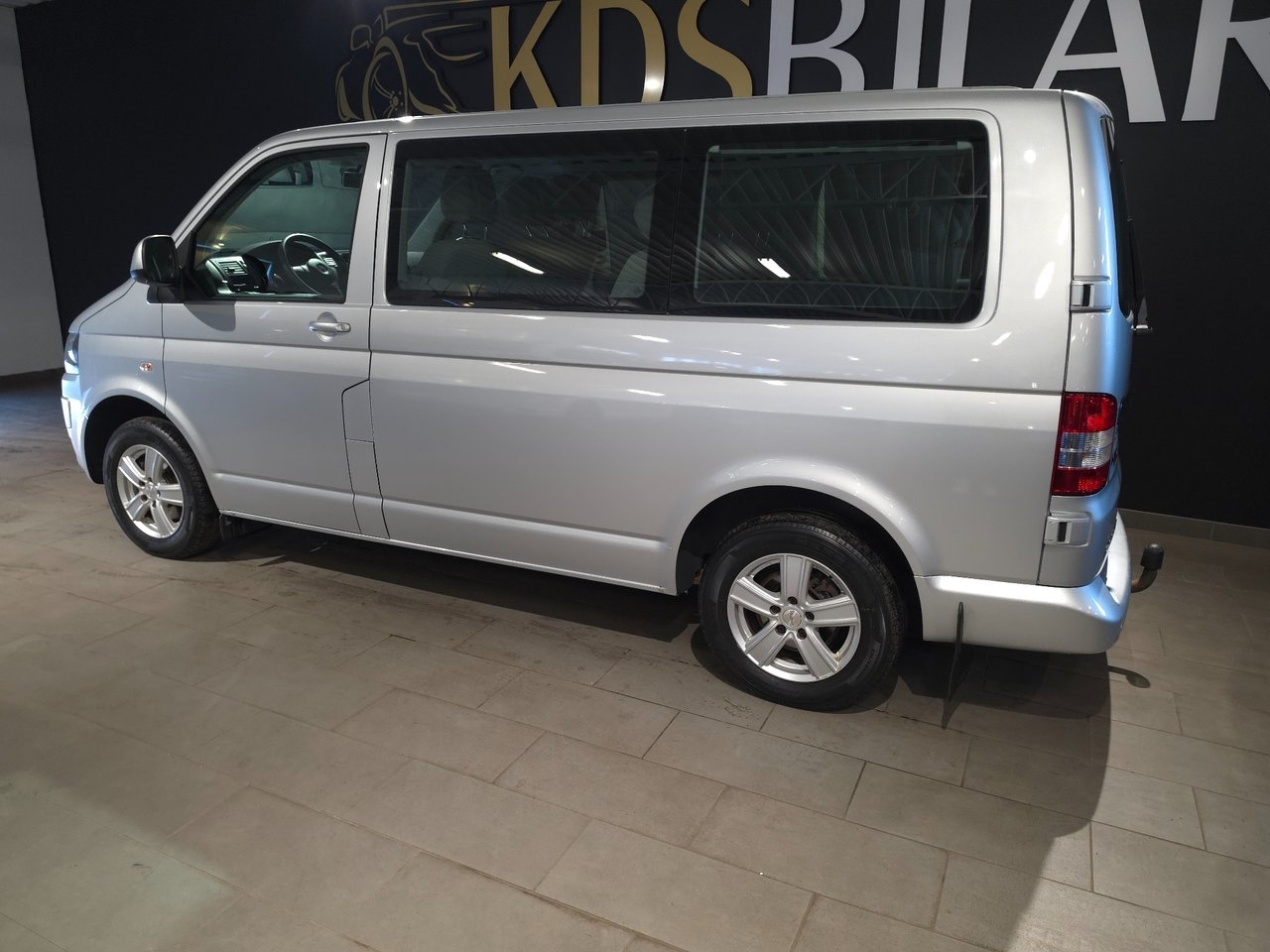 Volkswagen Caravelle 2.0 TDI Comfortline 2015, bild 3/10