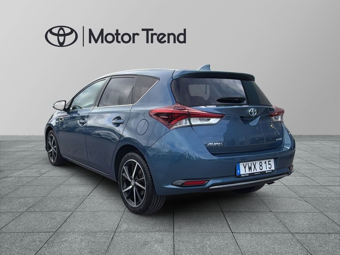 Toyota Auris 1.8 Hybrid Intense Edition 2017, bild 3/10