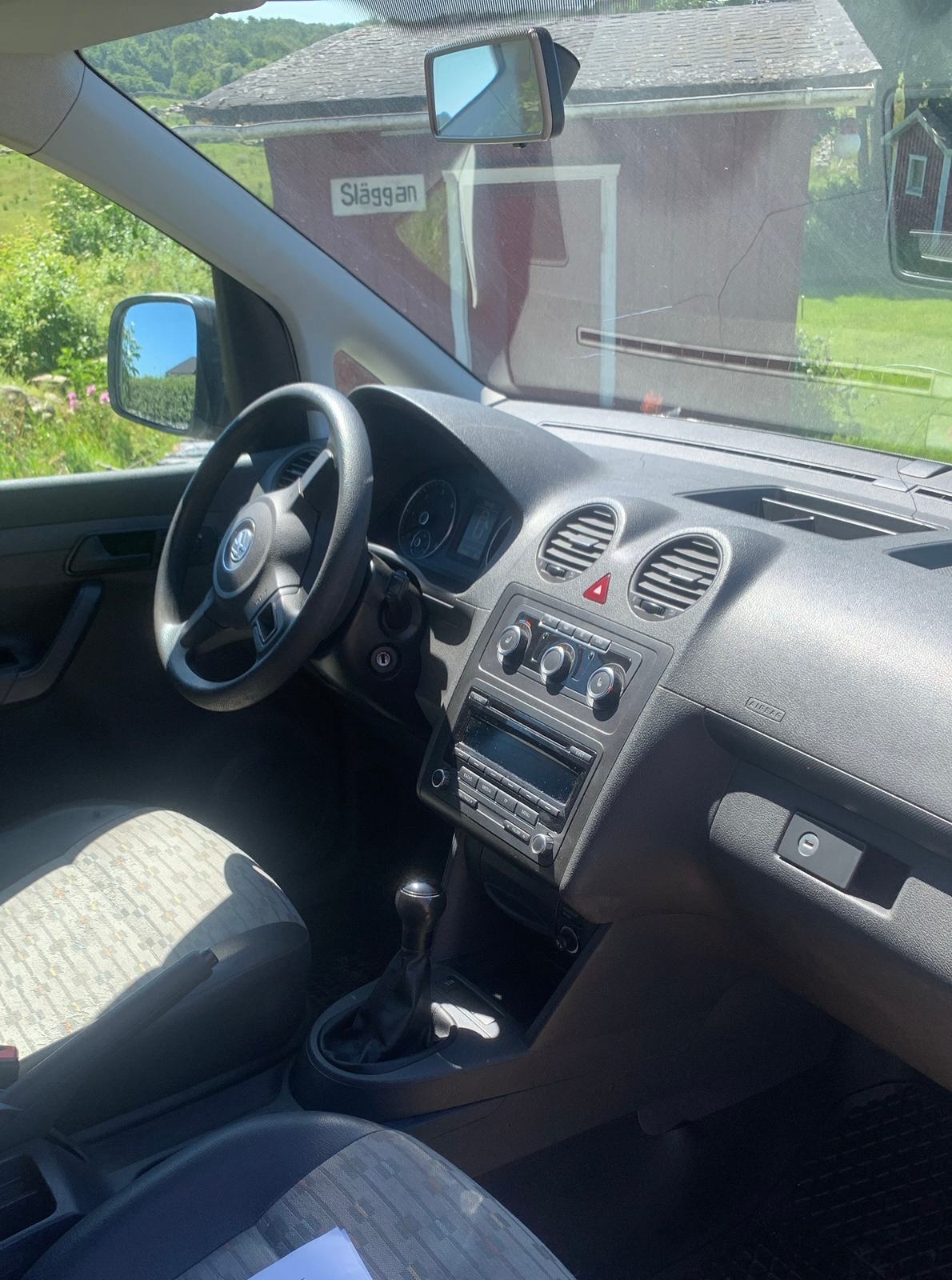 Volkswagen Caddy 1.6 TDI 2012, bild 2/2