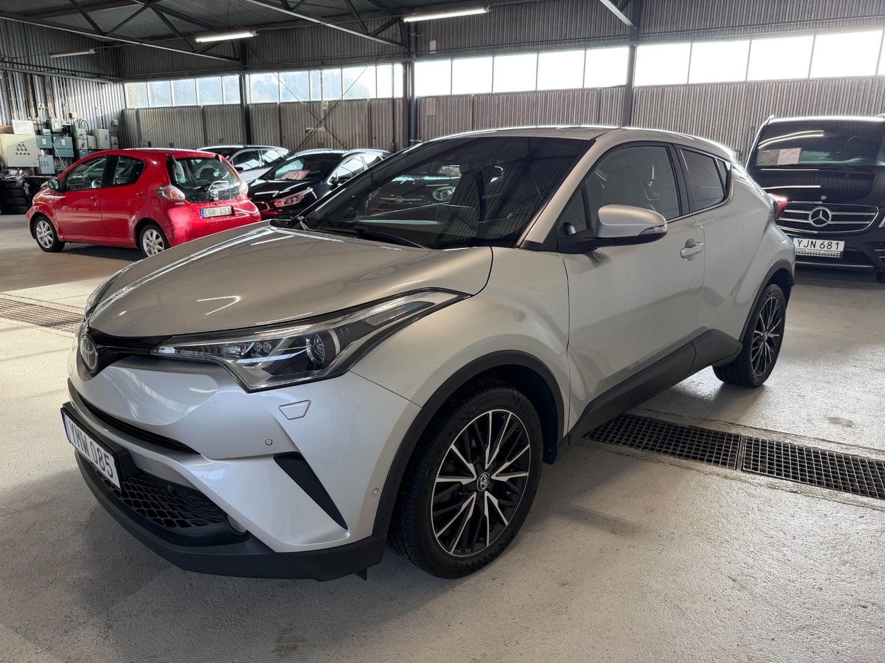 Toyota C-HR 1.2 T Executive 2017, bild 3/10