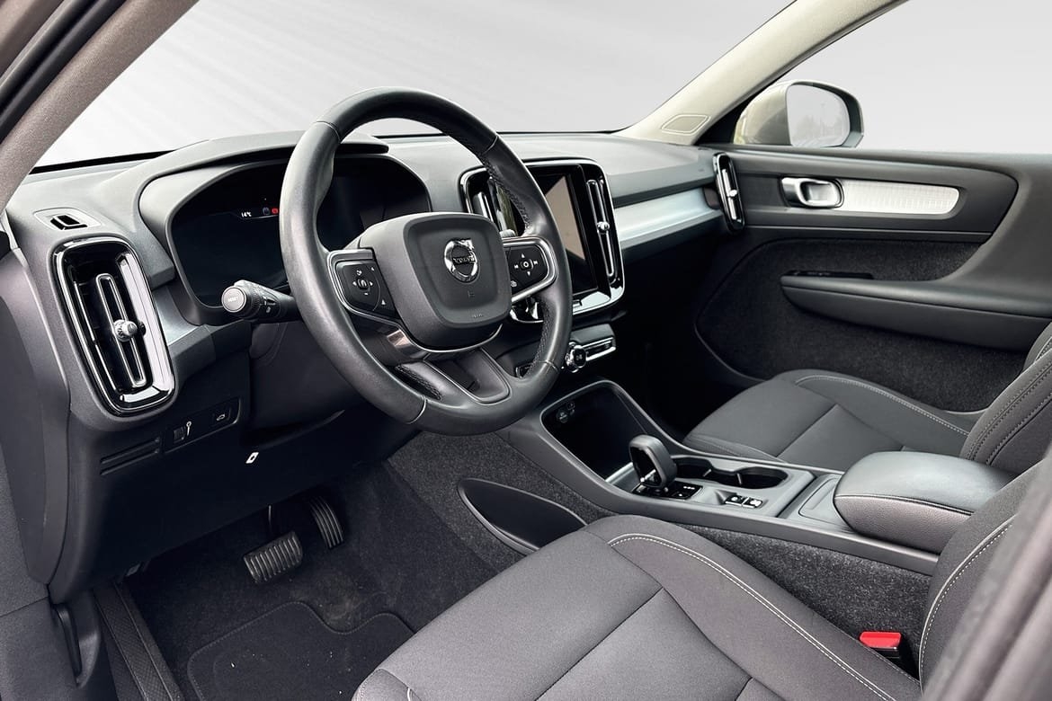 Volvo XC40 T3 Momentum Advanced 2022, bild 7/10