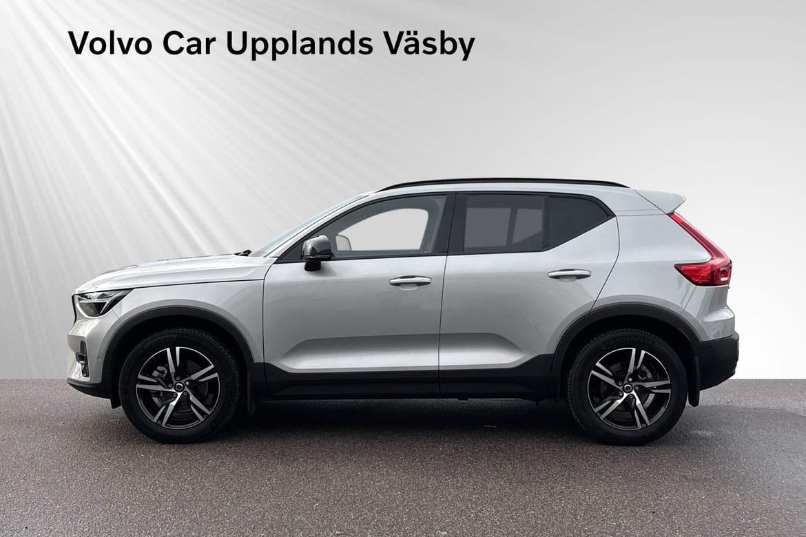Volvo XC40 B3 Plus Dark 2025, bild 3/10