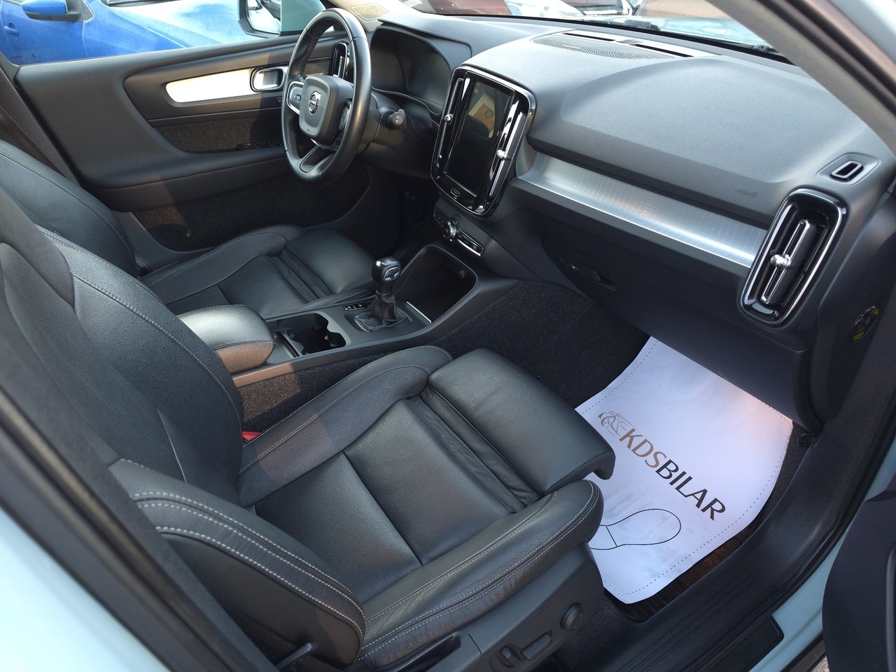 Volvo XC40 T3 Momentum Pro 2019, kuva 7/10