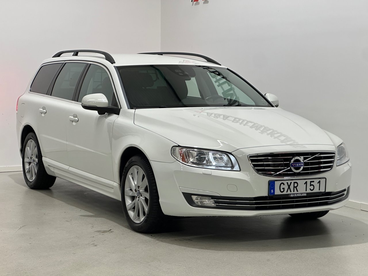 Volvo V70 D3 Momentum Classic 2016, bild 2/10