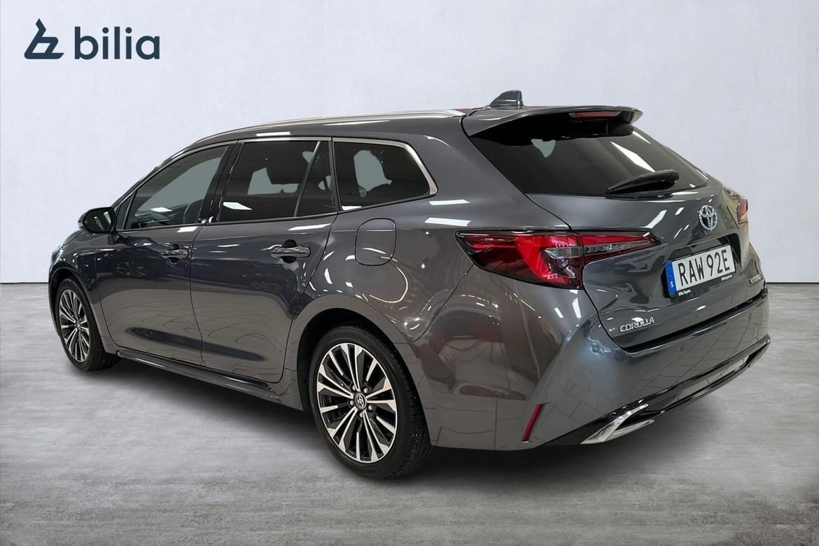 Toyota Corolla 1.8 Hybrid Style 2024, bild 2/10