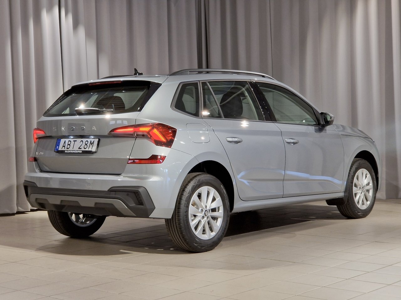 Skoda Kamiq 1.0 TSI Selection 2027, bild 2/10