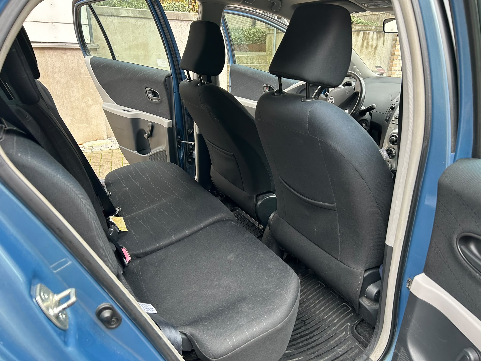 Toyota Yaris 1.3 2007, bild 6/9