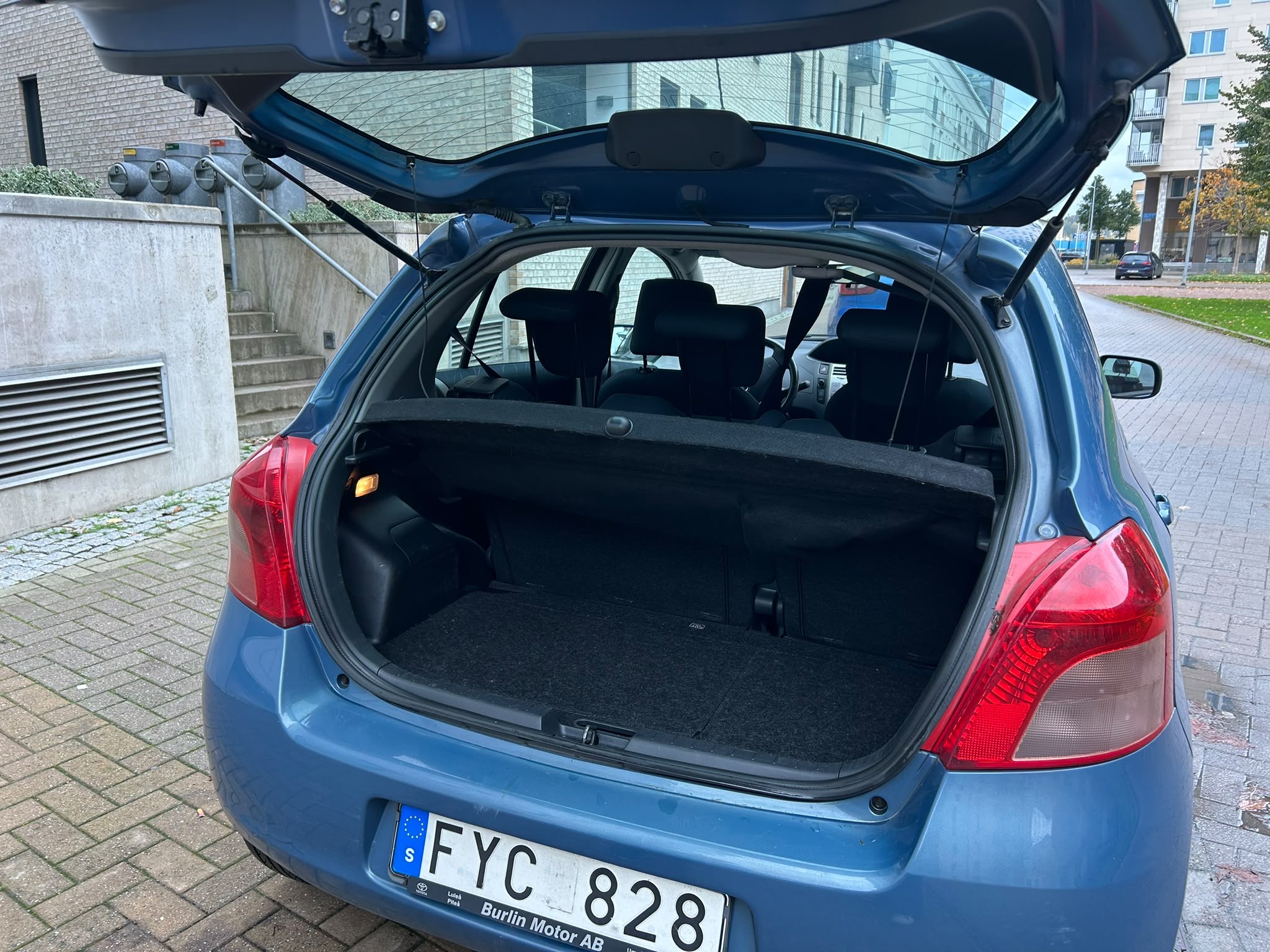 Toyota Yaris 1.3 2007, bild 7/9