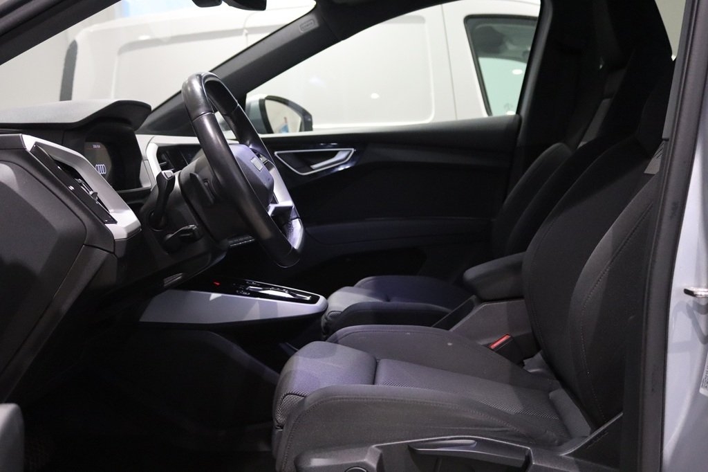 Audi Q4 e-tron 45 2023, photo 5/10