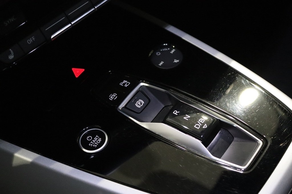 Audi Q4 e-tron 45 2023, photo 7/10