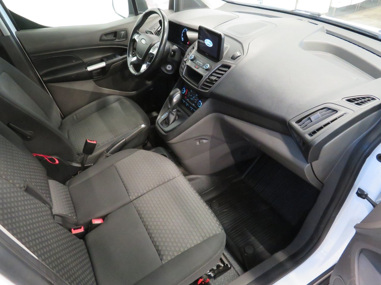 Ford Transit Connect 2019, bild 6/9