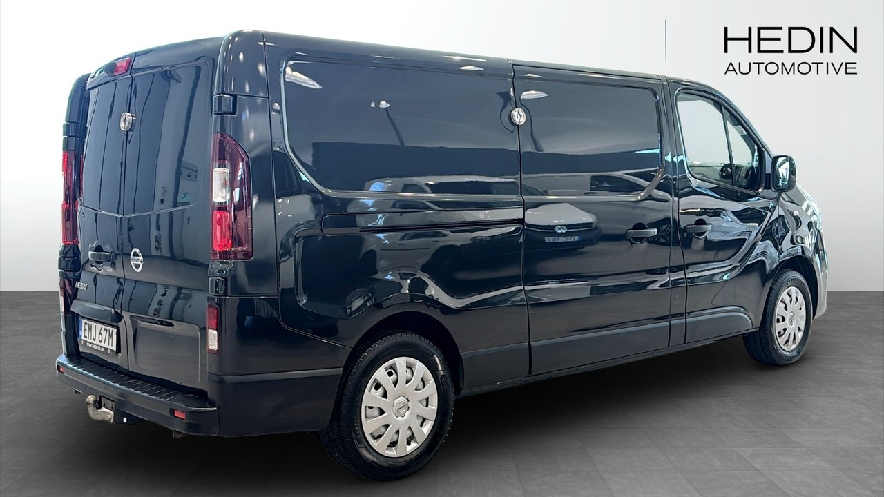 Nissan NV300 dCi 145 2021, bild 2/10