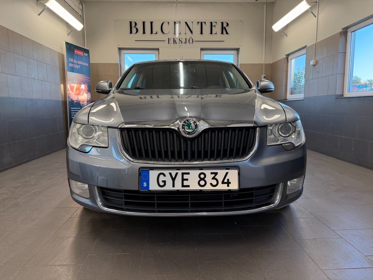 Skoda Superb 2.0 TDI Elegance 2009, bild 7/10