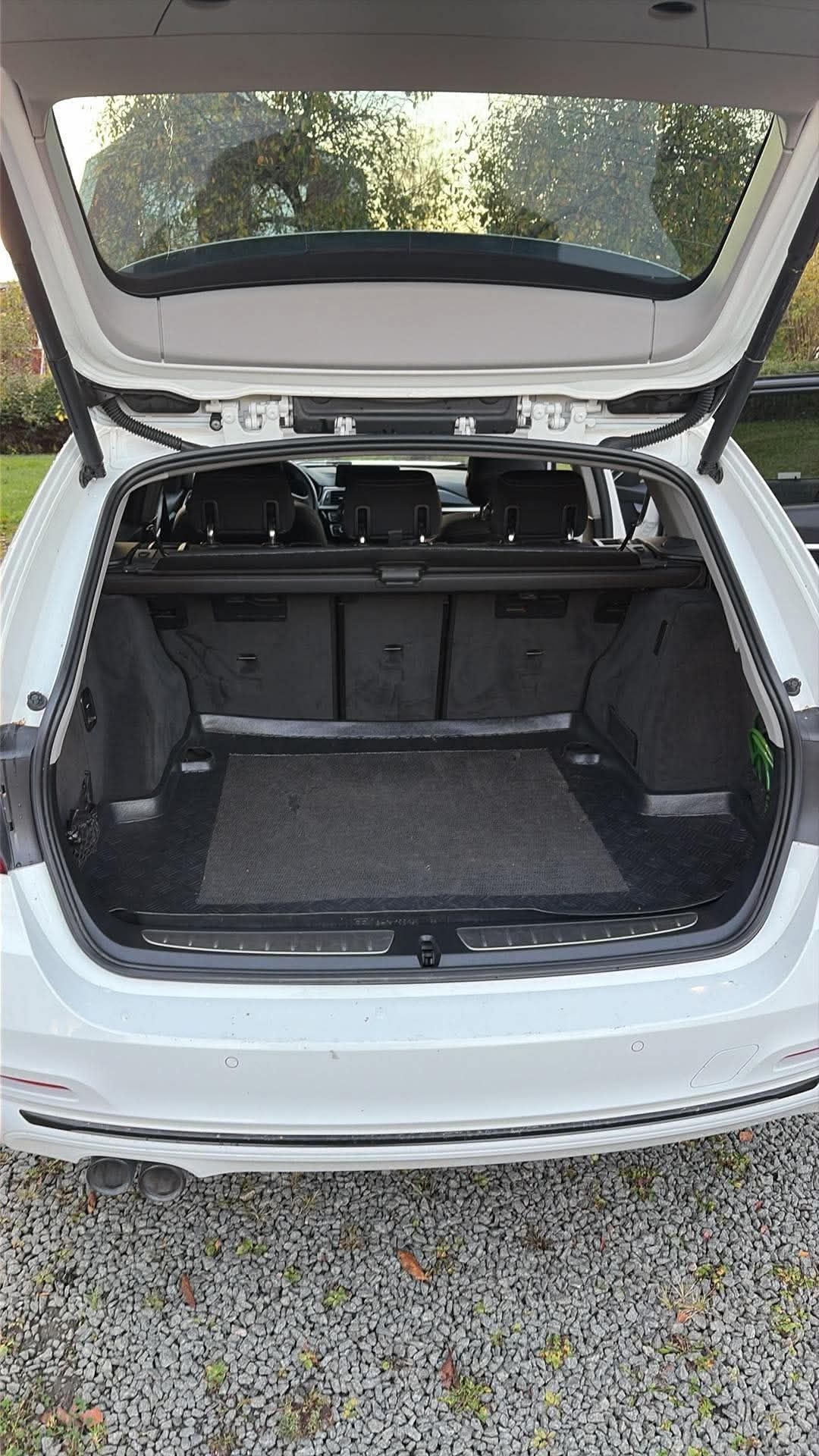 BMW 320d 2018, bild 6/10